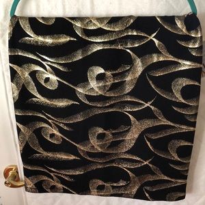 Elegant Lularoe NWT XL Cassie Black and Gold